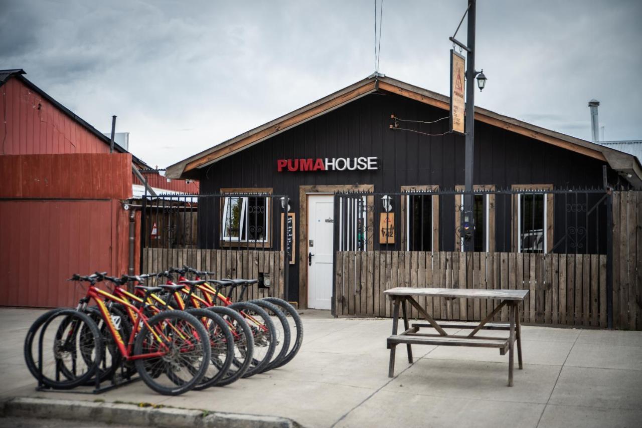 Puma House Hostel Puerto Natales Kültér fotó